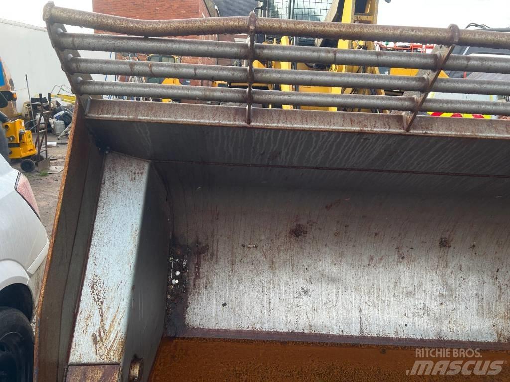 CAT 930 M 輪胎式裝載機
