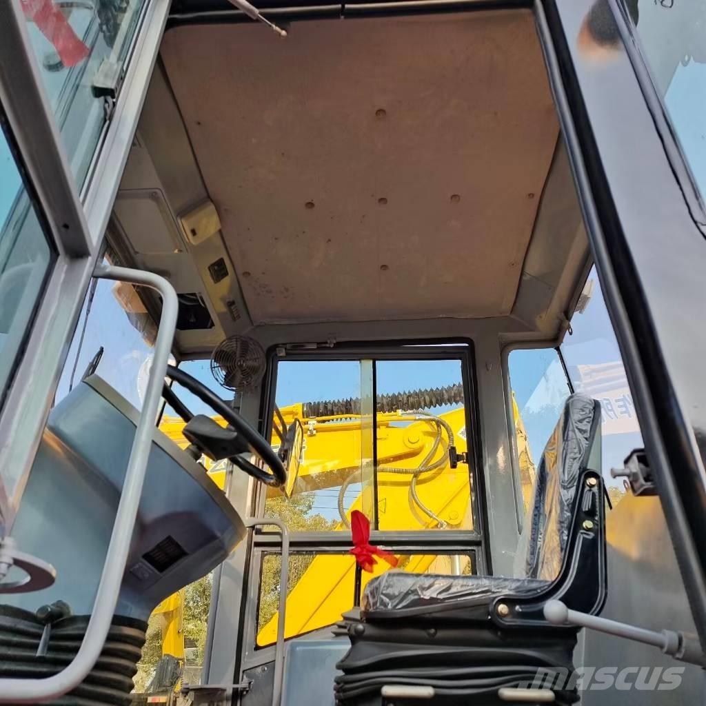 XCMG XS 143 J 單輪滾壓機