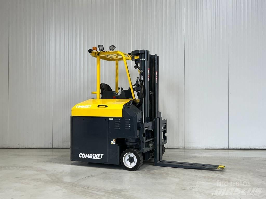 Combilift CBE3000 四向前伸式堆高機(叉車)