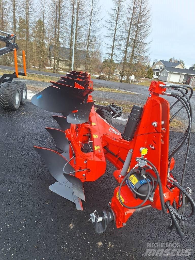 Kuhn Vari-Master 123 雙向犁