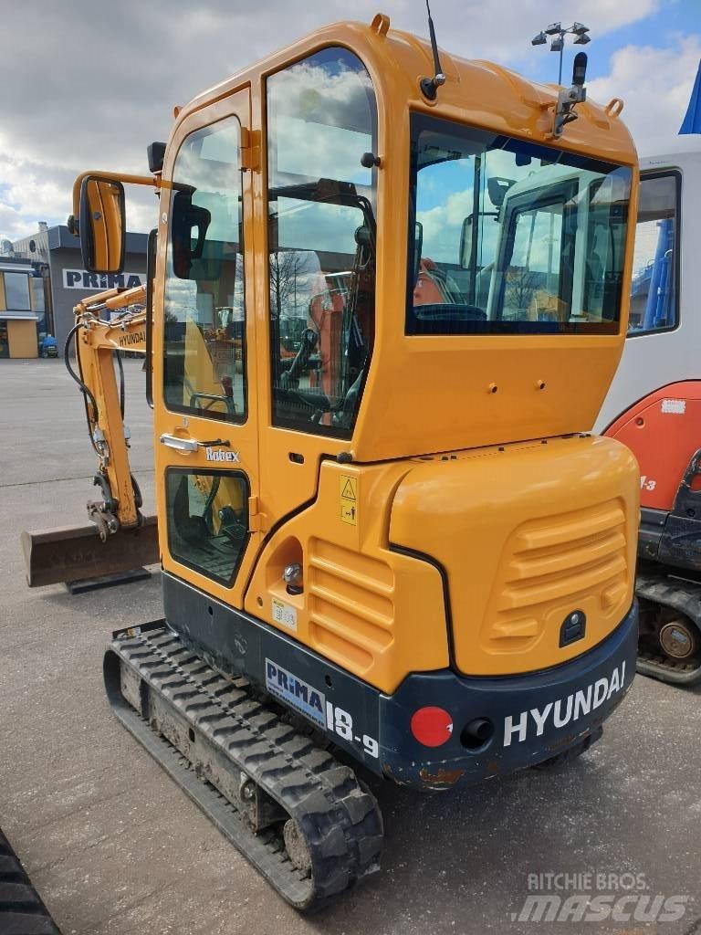 Hyundai R18-9 小型挖土機/掘鑿機<7t(小型挖掘機)