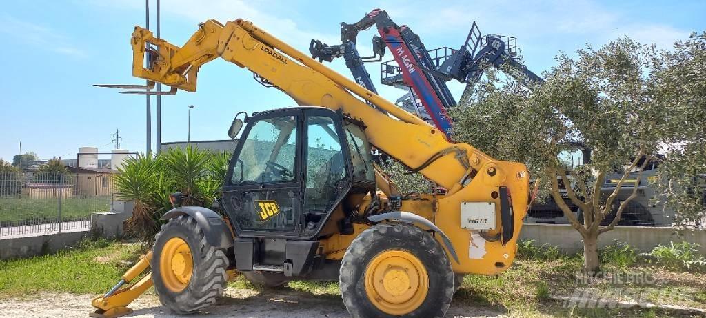 JCB 532-120 伸縮臂操作車