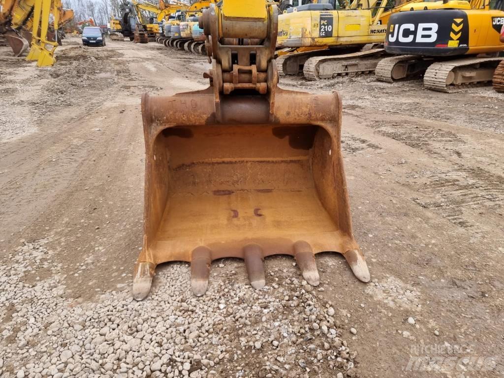 JCB JS 220 LC 履帶式 挖土機/掘鑿機/挖掘機