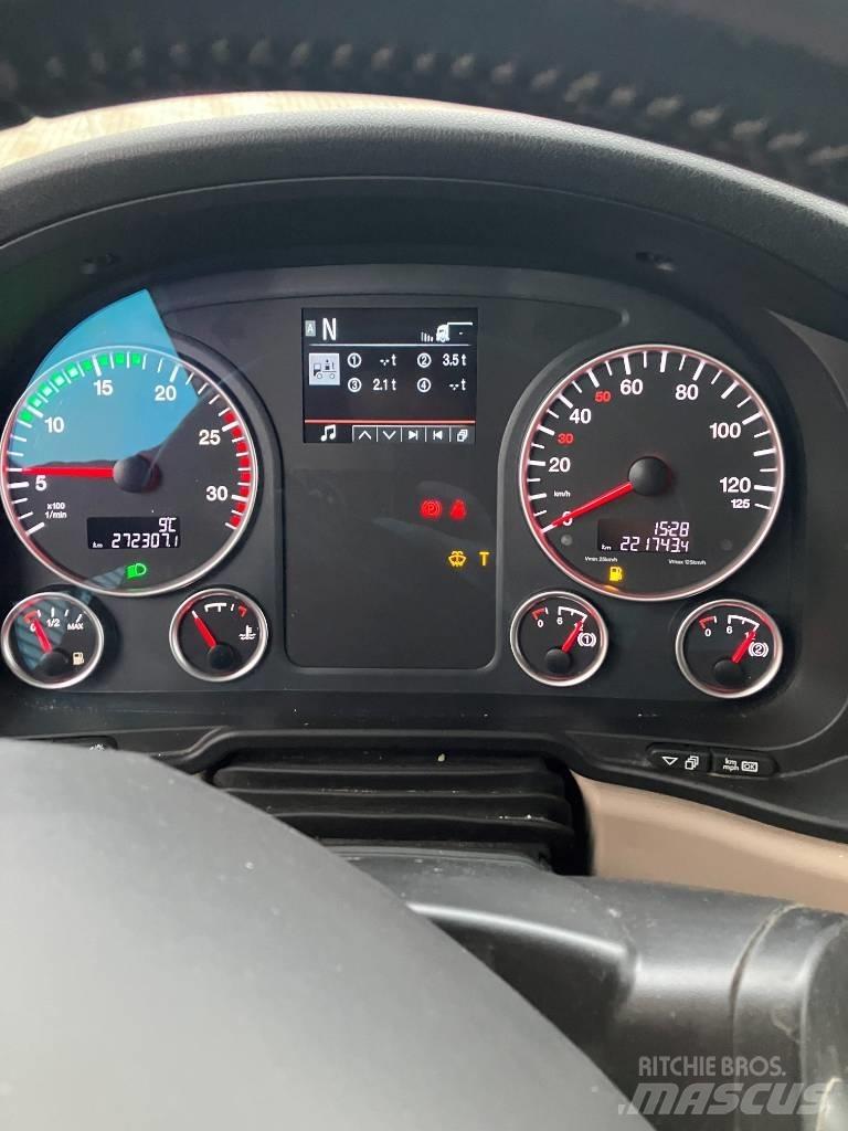 MAN TGX 26.500 6X2 吊鉤式起重車