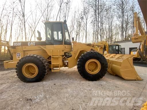 CAT 950F 輪胎式裝載機