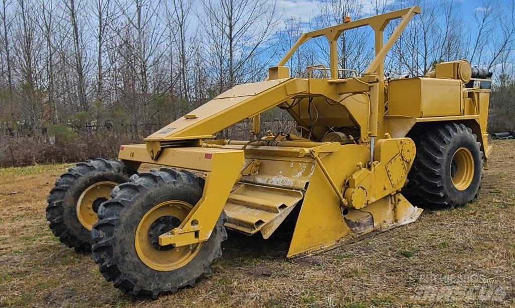 CAT SS 250 B 土壤壓實機