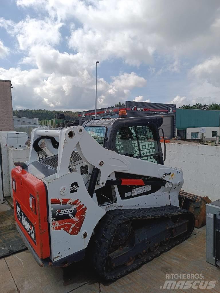 Bobcat T 590 HF 滑移轉向裝載機