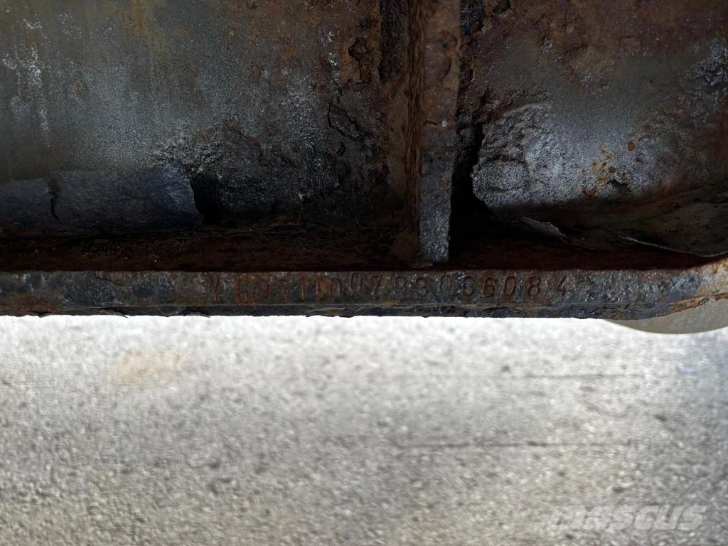 Tyllis 3 PVA 平板式/側卸式拖車