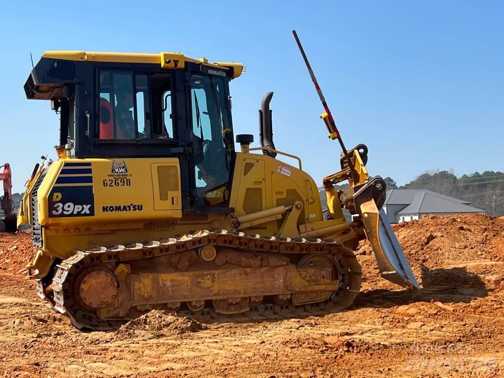 Komatsu D39px-24 履帶推土機