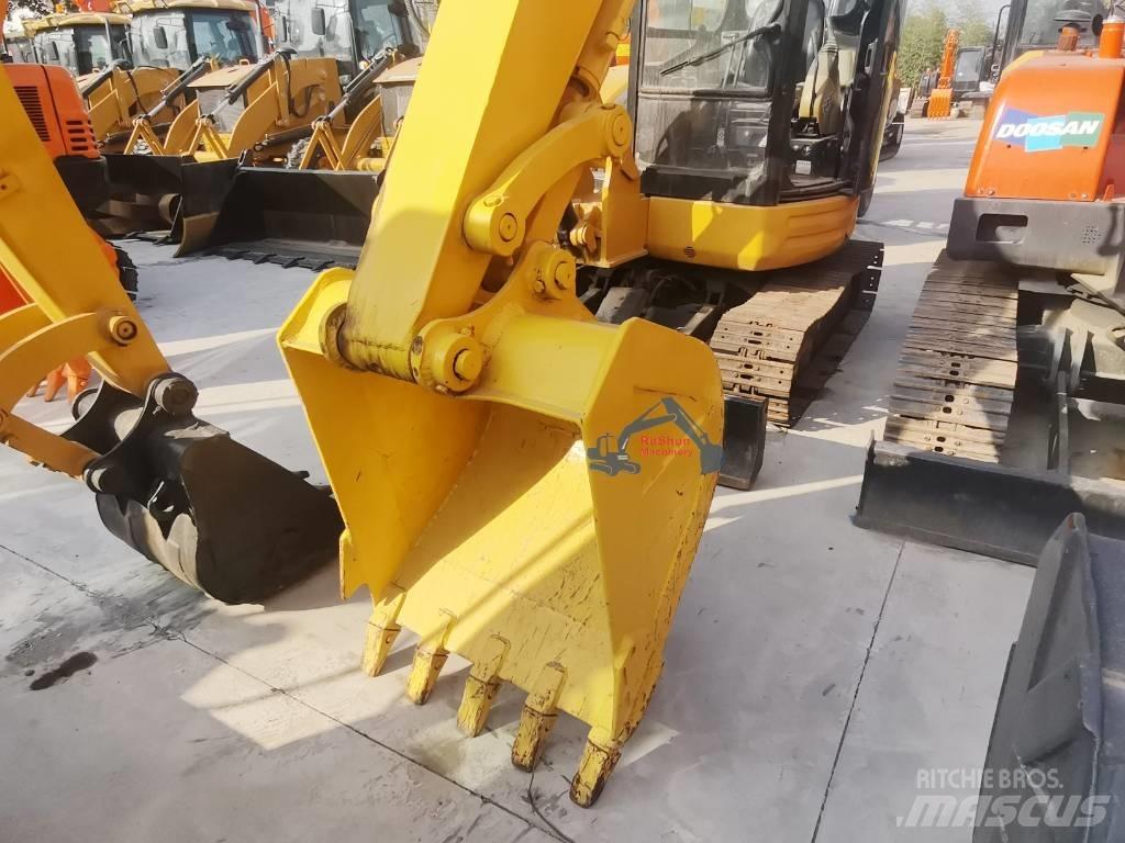 Komatsu PC60 小型挖土機/掘鑿機<7t(小型挖掘機)