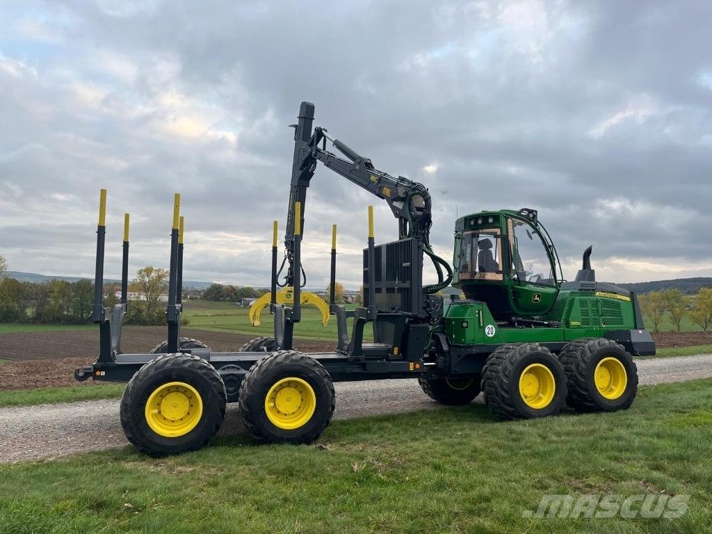John Deere 1210G 集運機