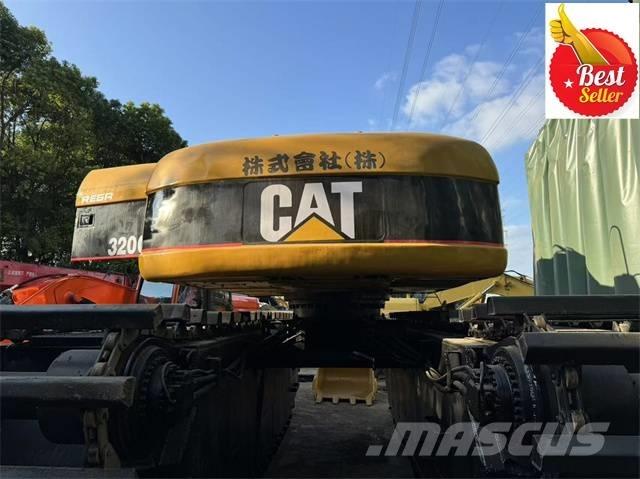 CAT 320 C 水陸兩用挖掘機