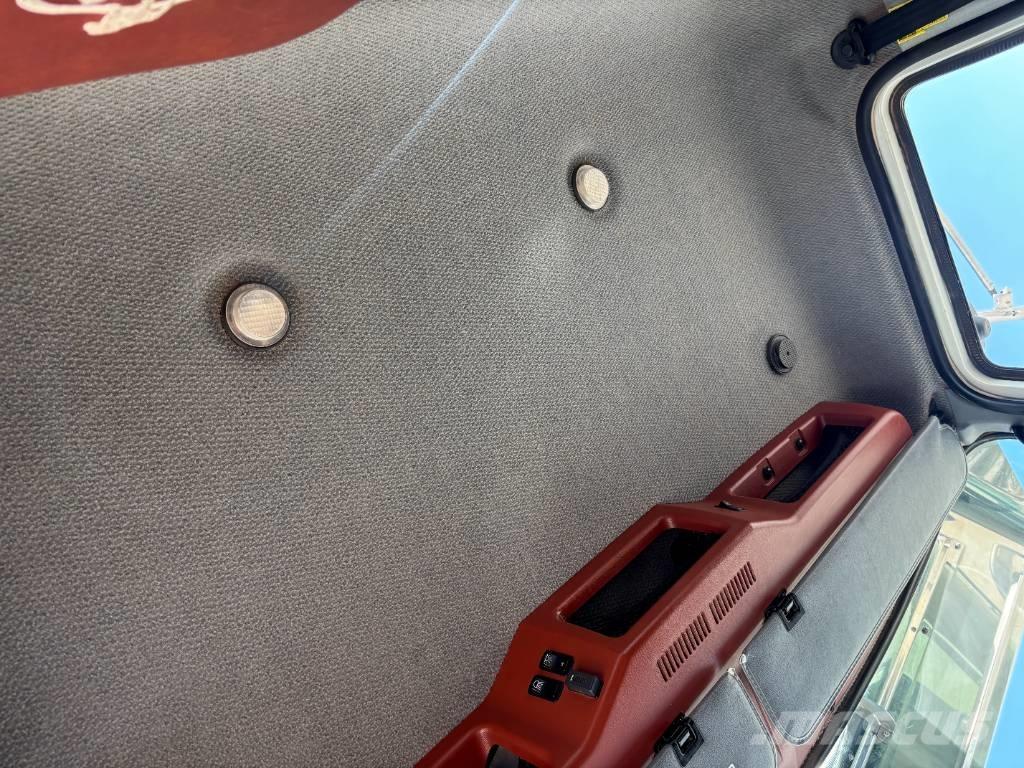 Mack CHU 613 救援車