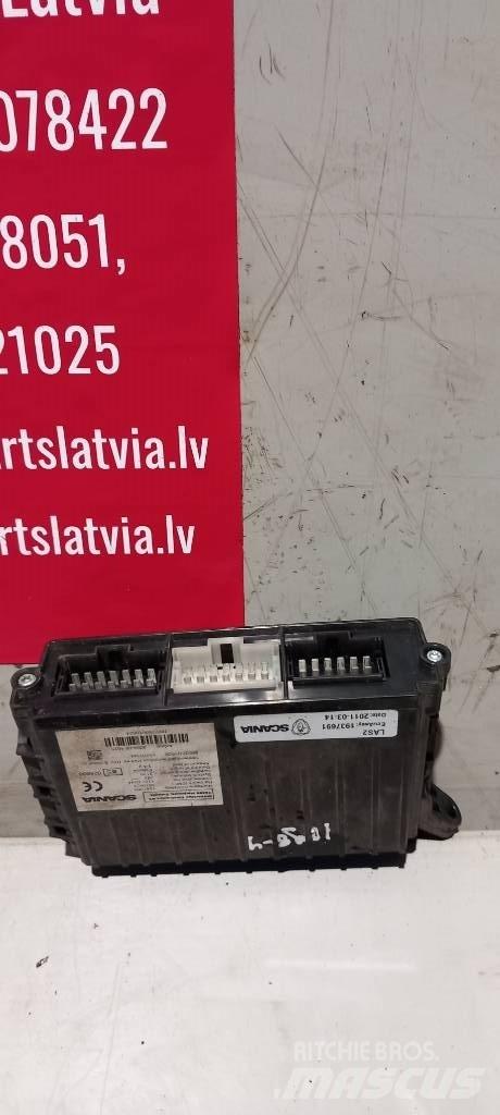 Scania R 440.  1937691 電子設備