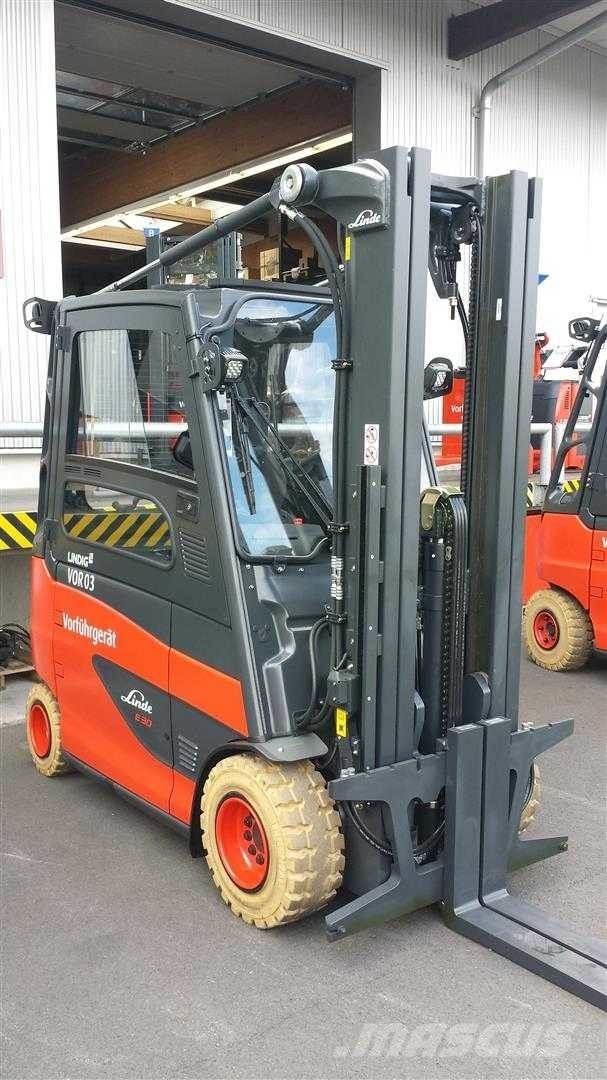Linde E30/600HL 電動堆高機