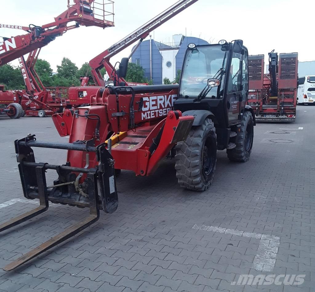 JCB 540-140 伸縮臂操作車