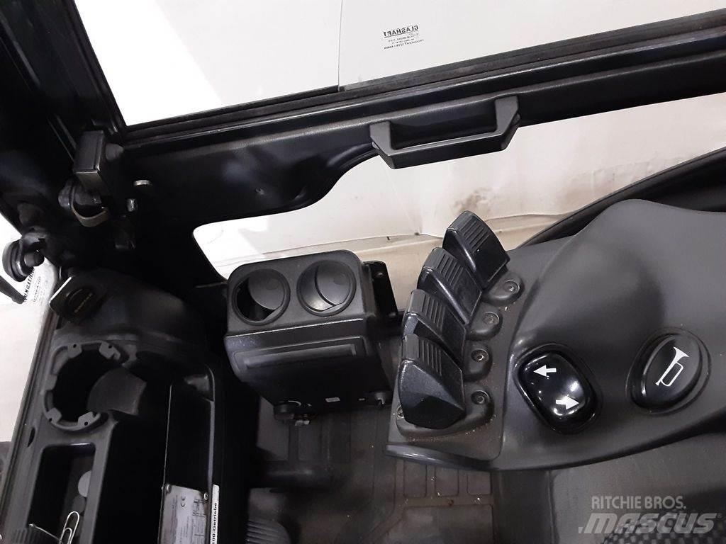 Yale GLP30VX 液化石油氣LPG卡車