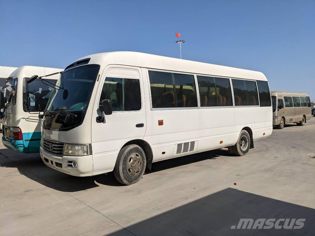 Toyota Coaster Bus 迷你巴士