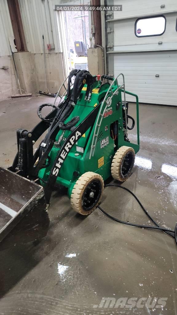  Cratos 100ECO 滑移轉向裝載機