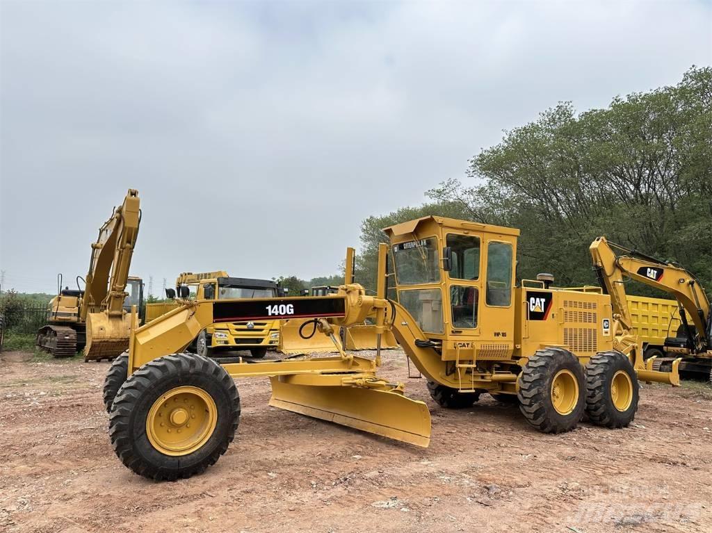 CAT 140G 平土機