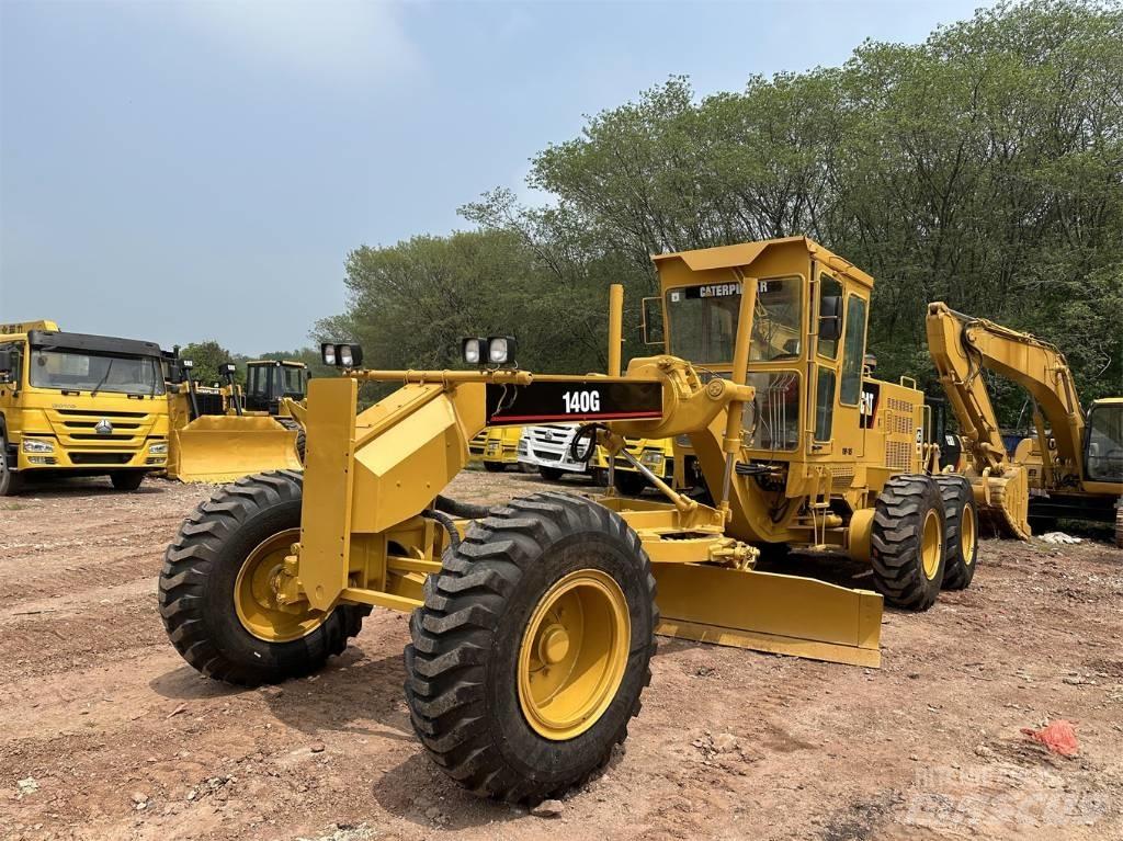 CAT 140G 平土機