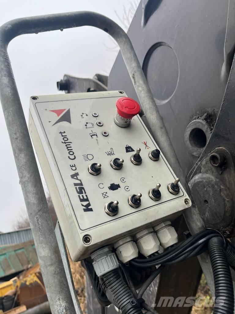 Kesla 2114ZT 挖土機/掘鑿機/挖掘機