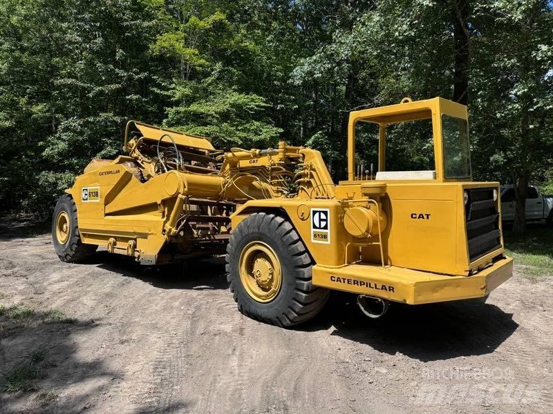 CAT 613 B 刮土機
