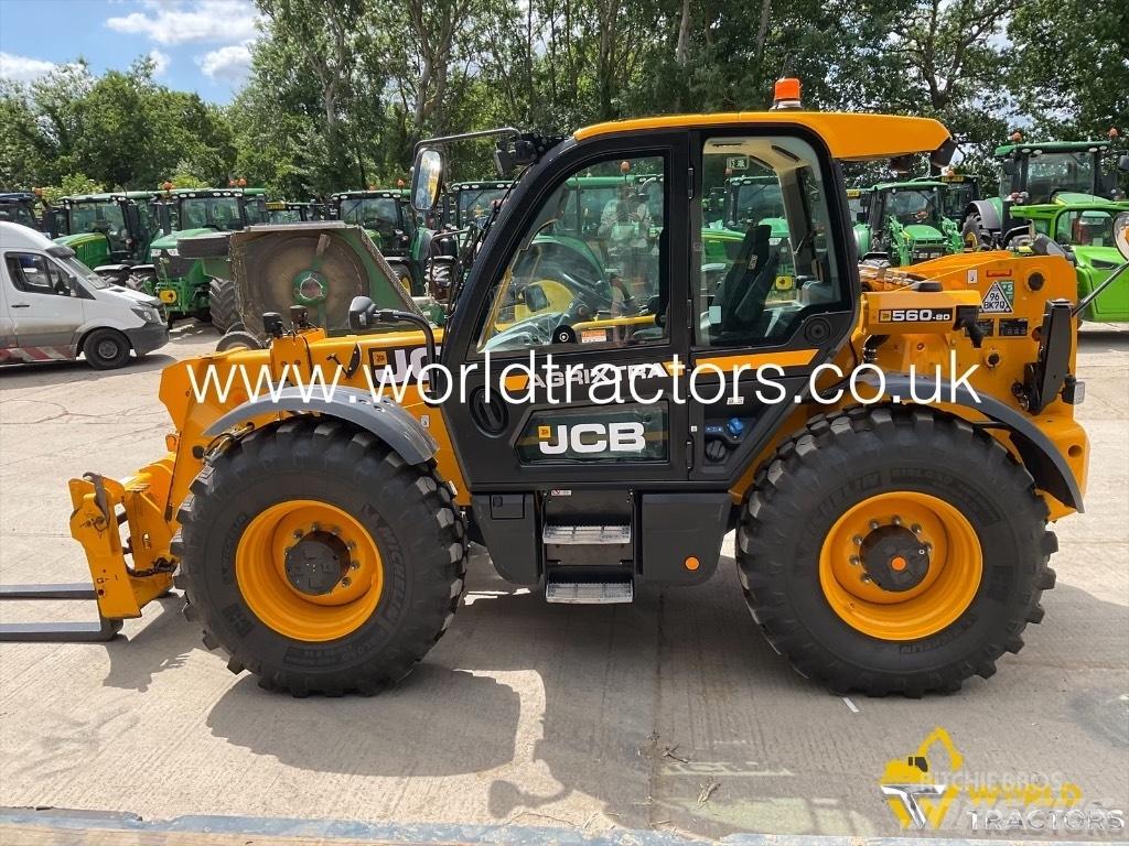 JCB 560-80 伸縮臂操作車