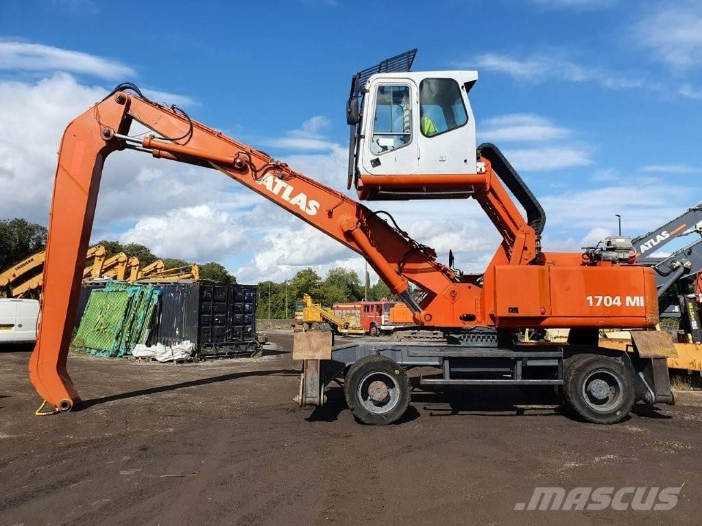 Atlas 1704 M 廢棄物/工業用操作車
