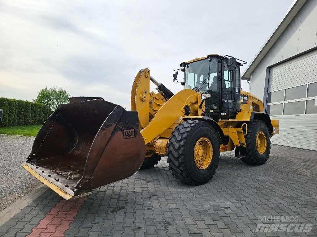 CAT 938 M 輪胎式裝載機