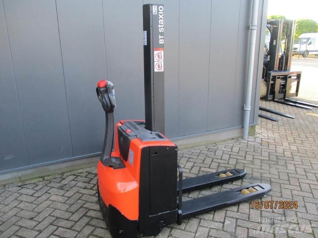 BT SWE 080L 行走控制式堆積機