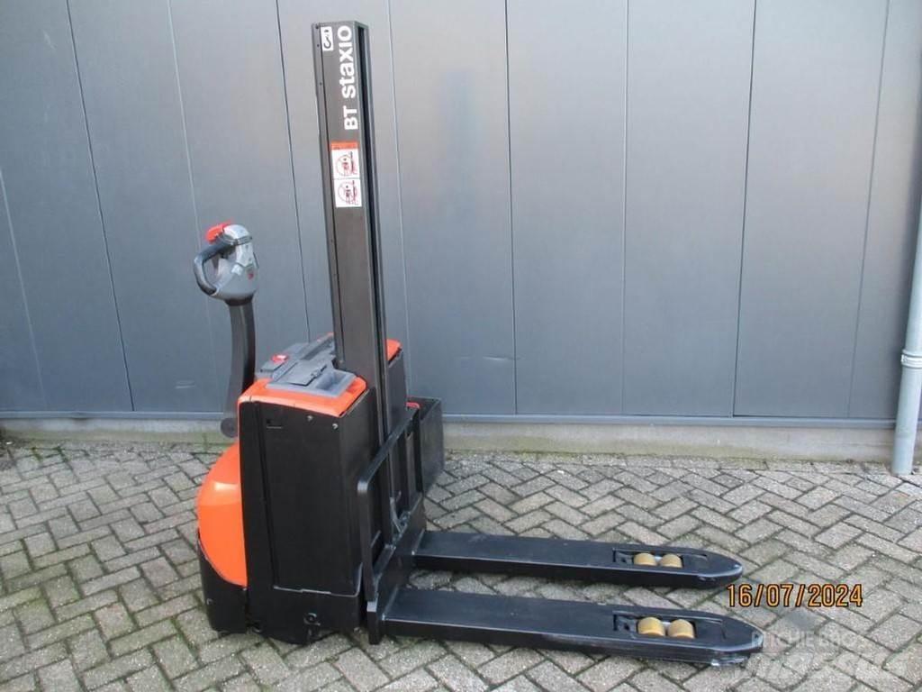 BT SWE 080L 行走控制式堆積機