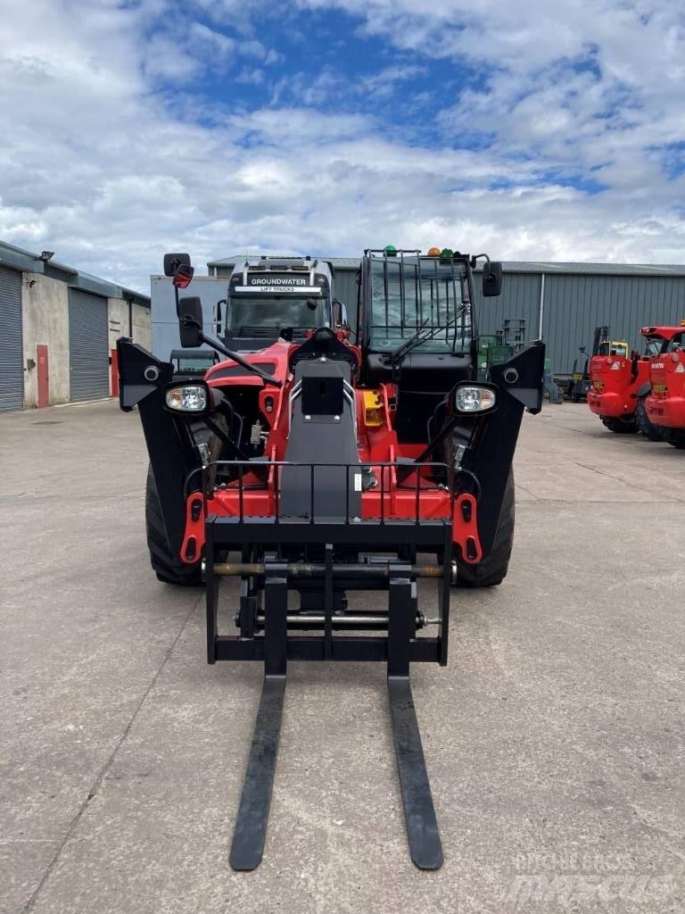 Manitou MT 1440 伸縮臂操作車
