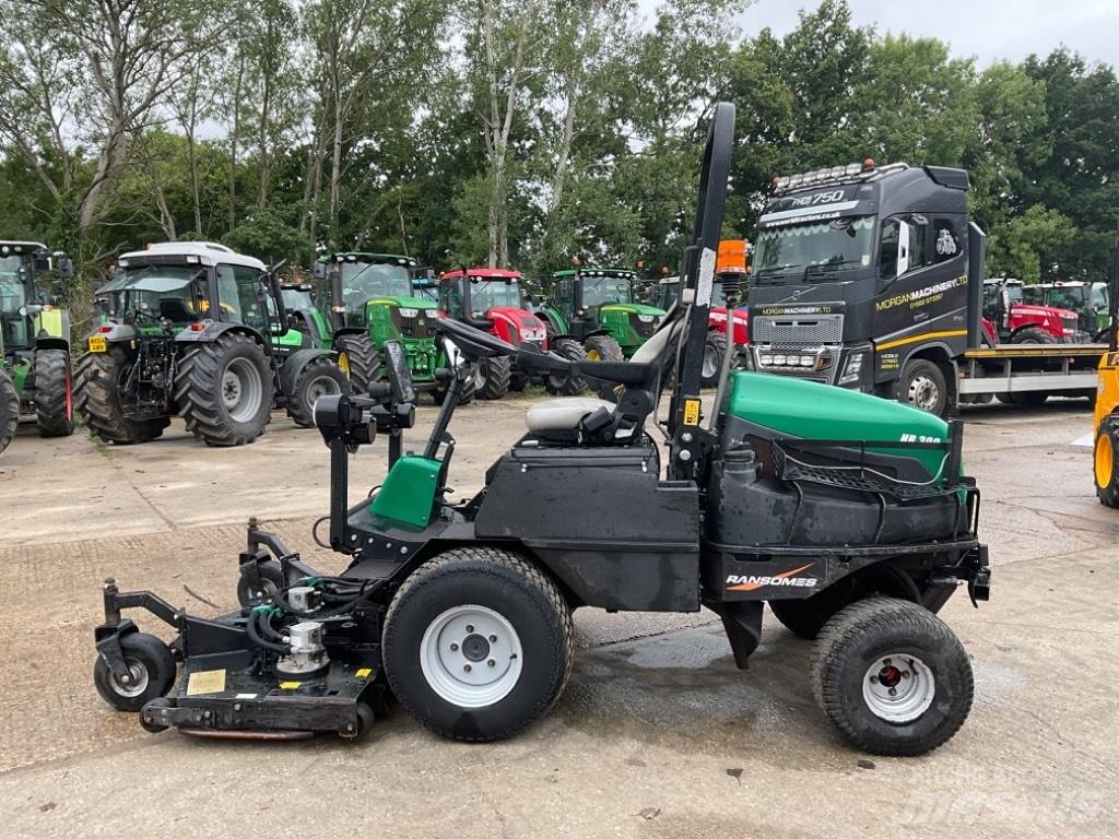 Ransomes HR300 騎乘式割草機