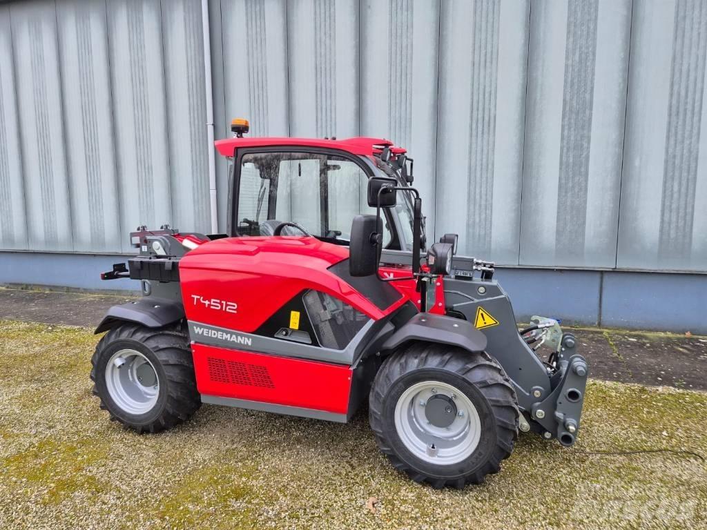 Weidemann T4512 伸縮臂操作車