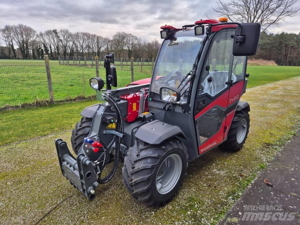 Weidemann T4512 伸縮臂操作車