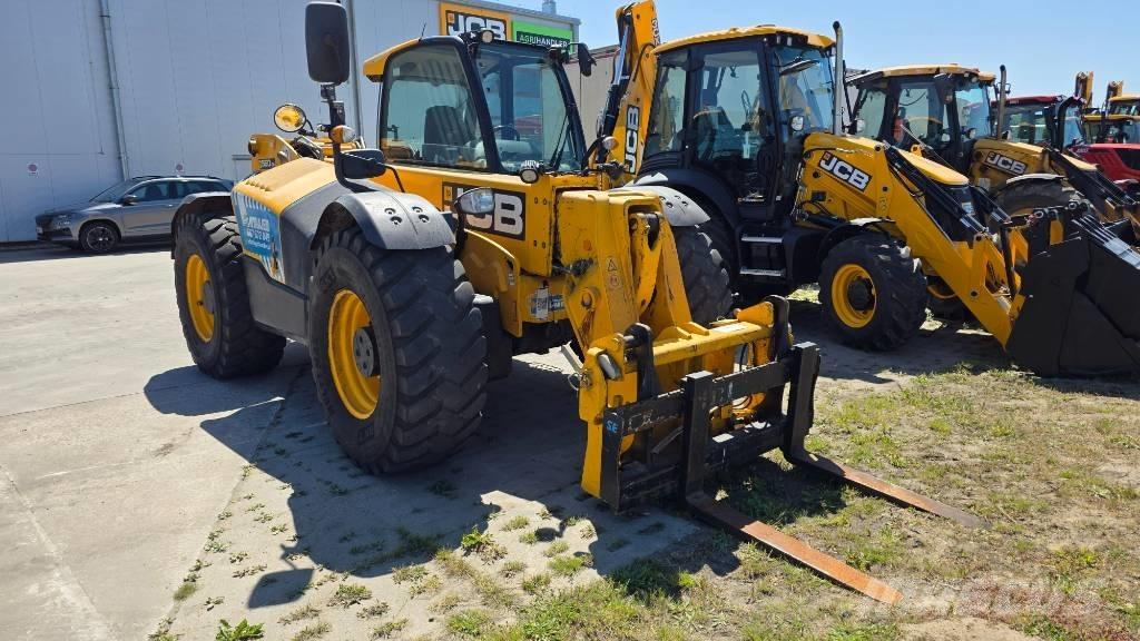 JCB 560-80 Agri Plus 伸縮輪式裝載機