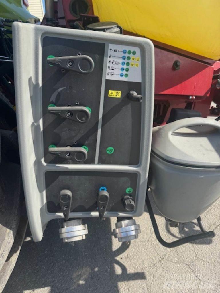 Hardi Mega 1500 承載式噴霧機