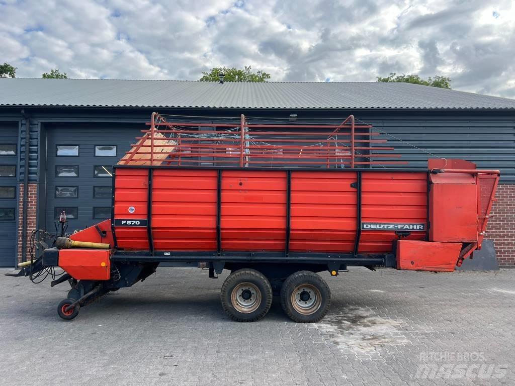 Deutz-Fahr F 570 自裝式拖車