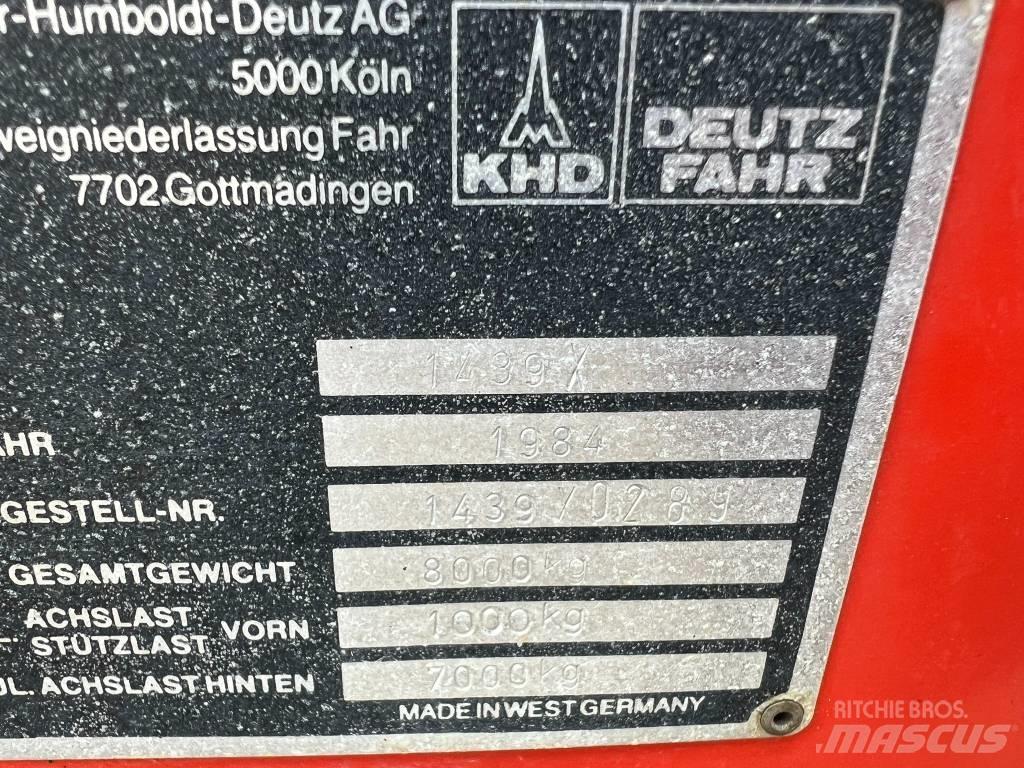 Deutz-Fahr F 570 自裝式拖車