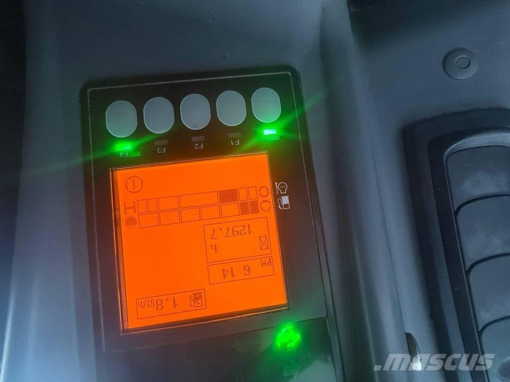 Yanmar Vio 50 小型挖土機/掘鑿機<7t(小型挖掘機)