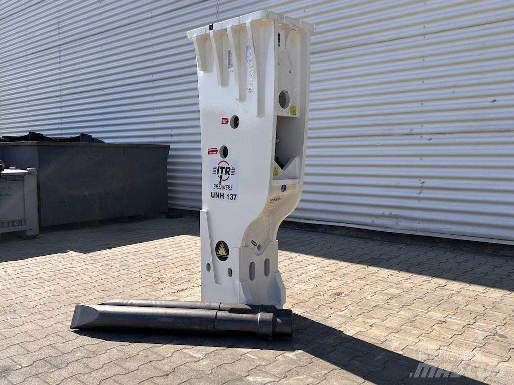  ITR Hamer UNH137 鐵鎚/碎石機