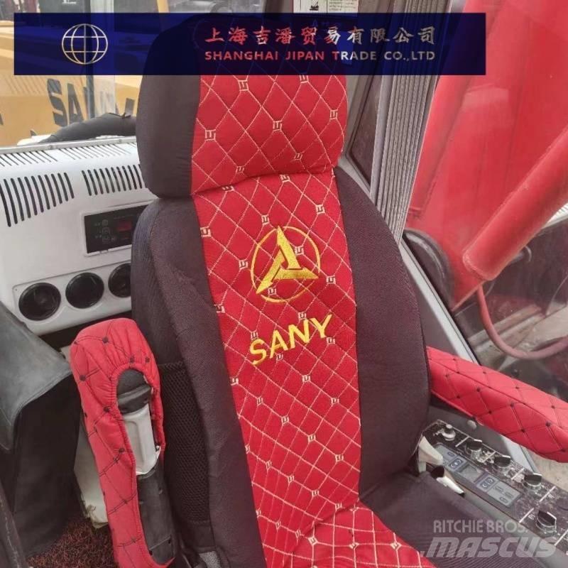 Sany SCC2000A 履帶式起重機
