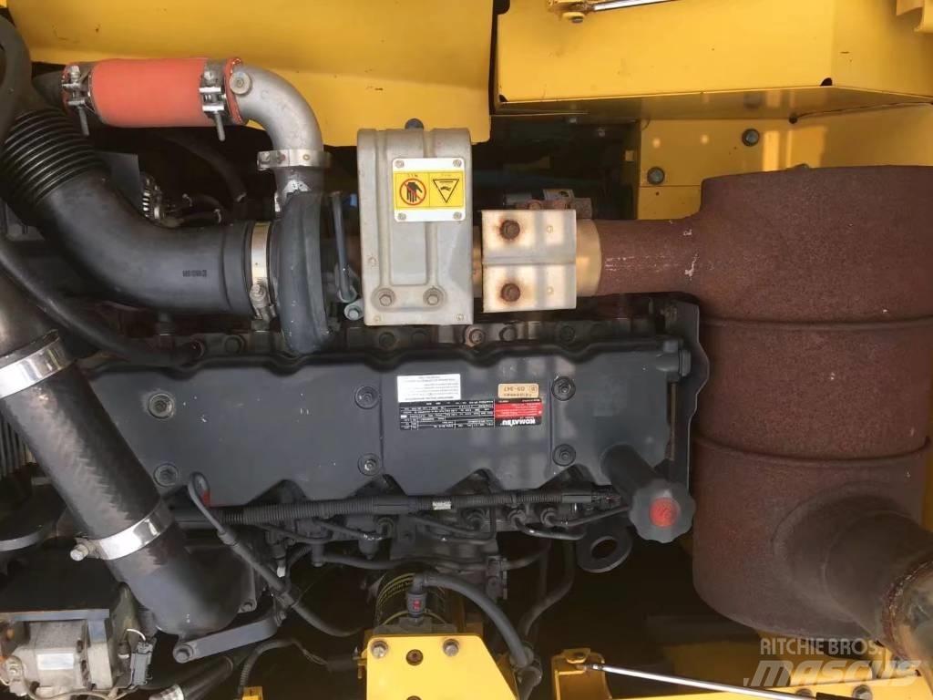 Komatsu pc200-8 履帶式 挖土機/掘鑿機/挖掘機