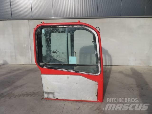 Volvo ECR 88 駕駛室與內部