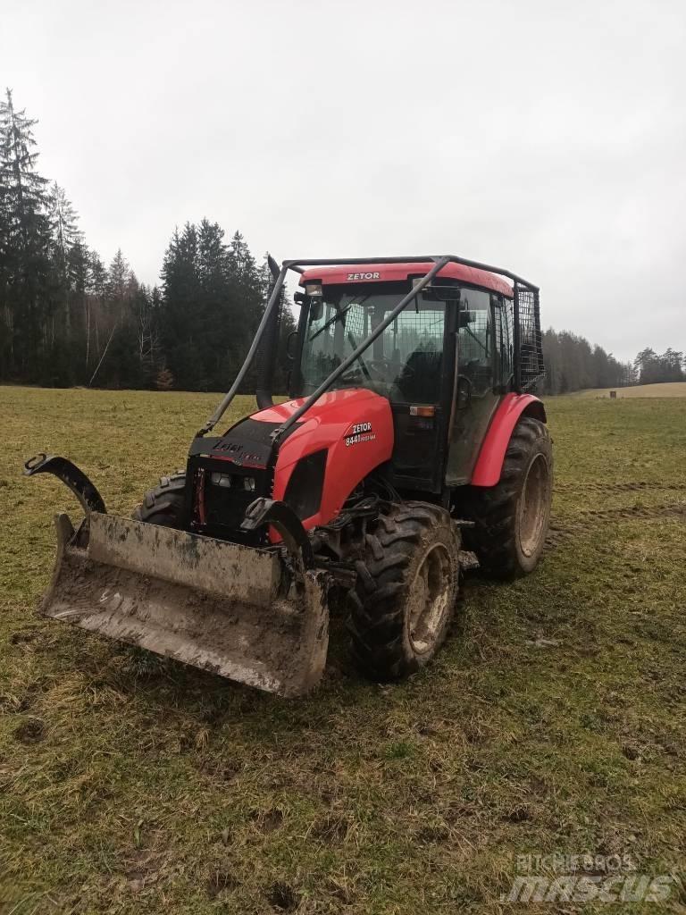 Zetor Proxima 8441 曳引機