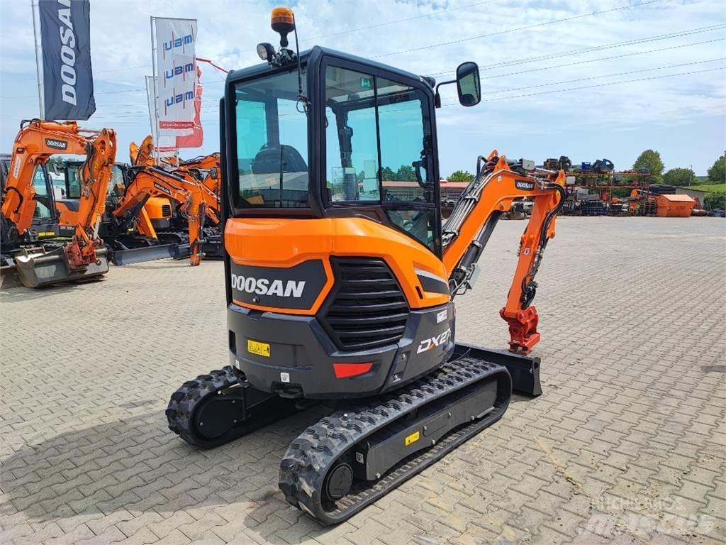 Doosan DX27z 小型挖土機/掘鑿機<7t(小型挖掘機)