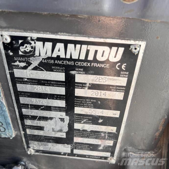 Manitou MT 625 伸縮臂操作車