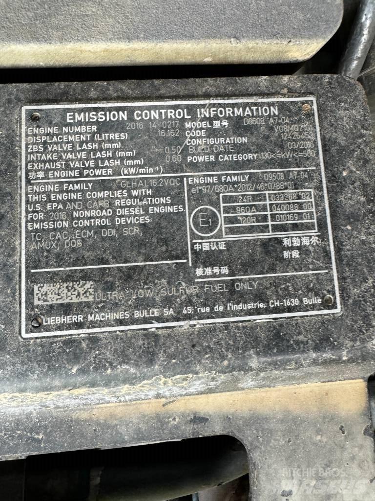 Liebherr HS 8130 HD 履帶式起重機