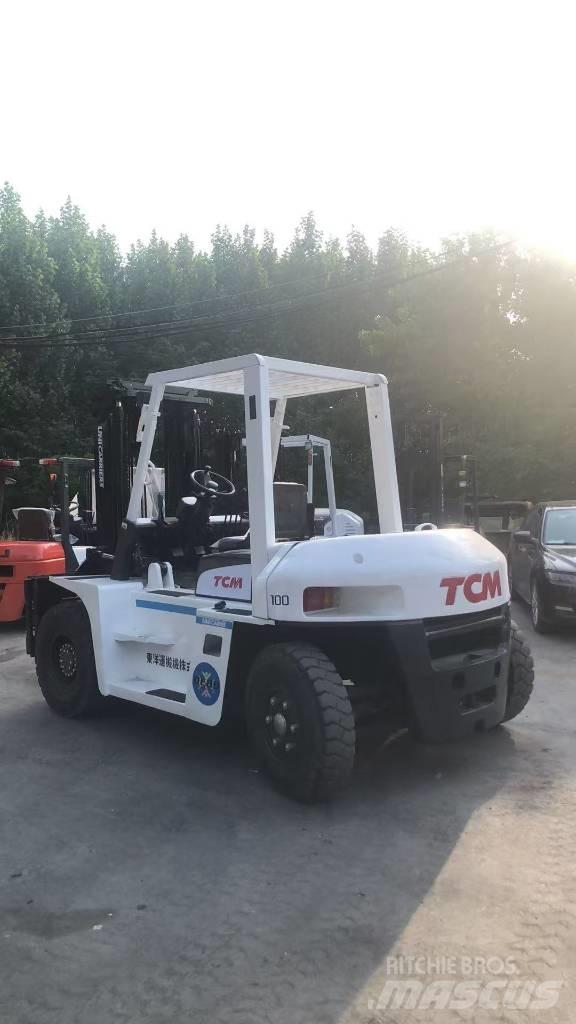 TCM 100 伸縮臂操作車
